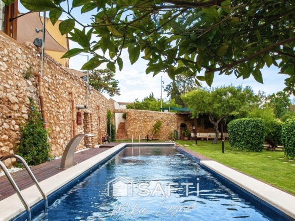 Imagen 2 de Inversión en una auténtica MASÍA con encanto y gran proyección