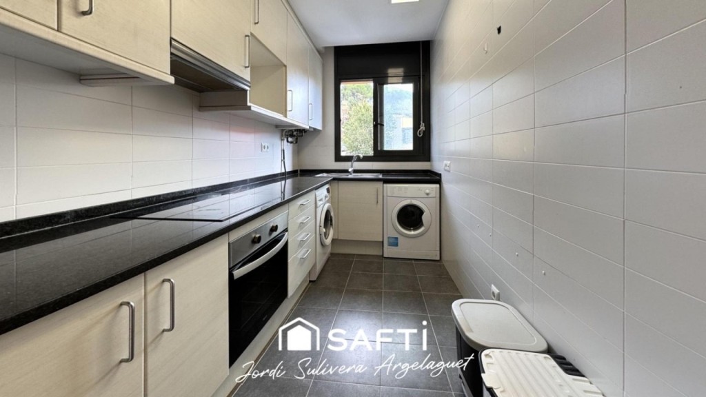 Imagen 3 de MODERNO PISO CON BALCÓN Y VISTAS EN PALAMÓS