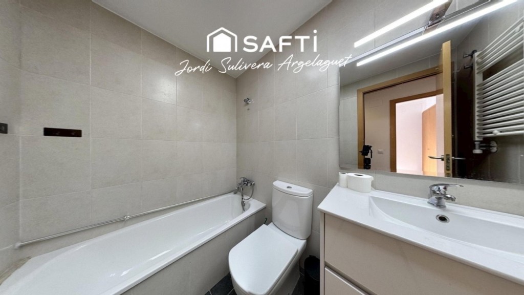 Imagen 4 de MODERNO PISO CON BALCÓN Y VISTAS EN PALAMÓS