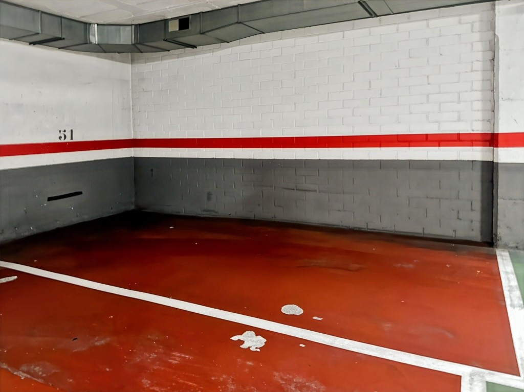 Imagen 2 de Tu gran parking en el corazón de Gracia