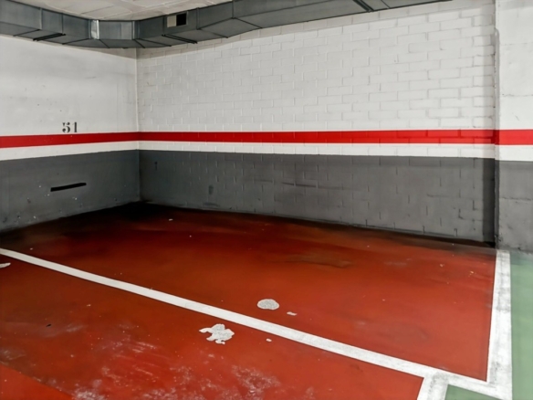 Imagen 3 de Tu gran parking en el corazón de Gracia