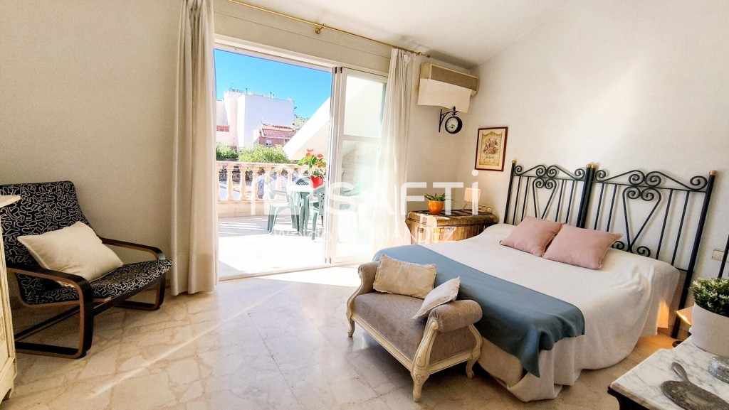 Imagen 4 de CHALET UNIFAMILIAR CON PISCINA PRIVADA EN LA ALBERCA