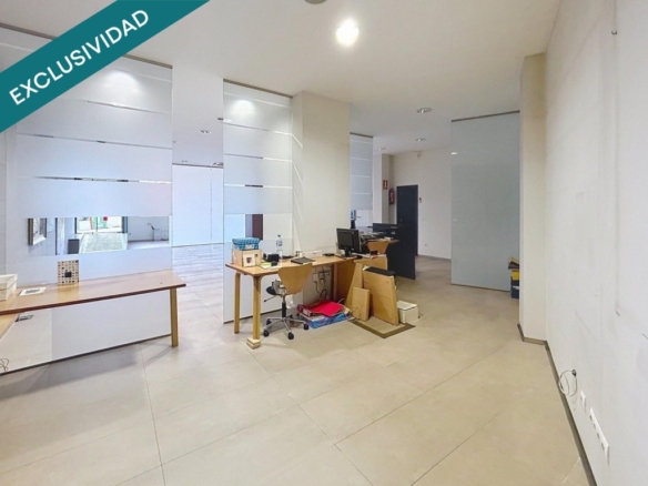 Imagen 2 de Tu negocio en el centro de la expansión urbanística de Santiago de Compostela.