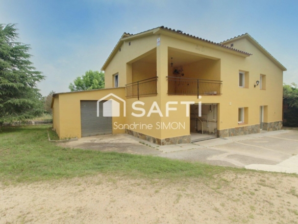 Imagen 2 de MASIA REFORMADA CON PARCELA DE 12.934M2