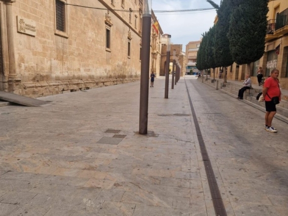 Imagen 4 de Local a la venta en calle Adolfo Clavarana - Sin comisión.