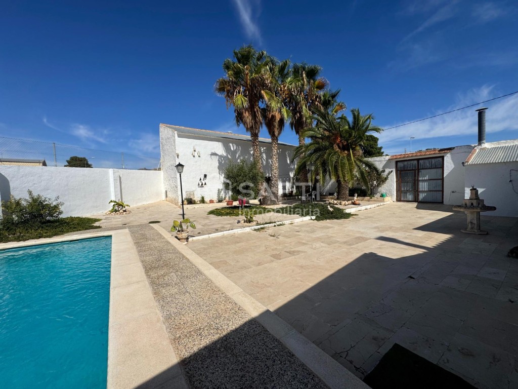 Imagen 3 de Casa rústica con piscina en Torre del Rico