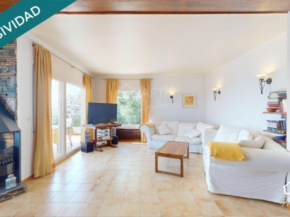 Imagen 3 de Roses – Villa con vistas privilegiadas a la Bahía