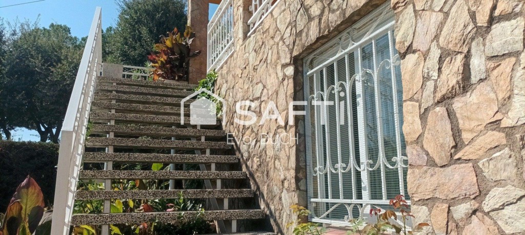 Imagen 3 de Casa independiente con piscina y barbacoa en Sils