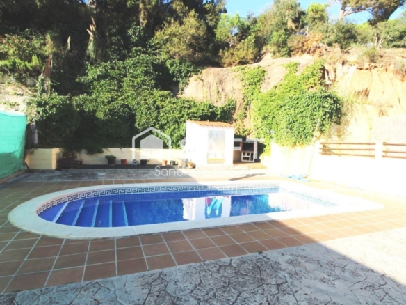 Imagen 2 de Preciosa casa 4 habitaciones con piscina y vistas despejadas!!