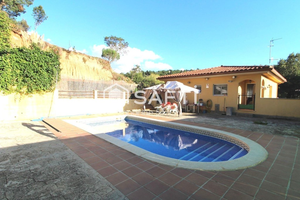 Imagen 4 de Preciosa casa 4 habitaciones con piscina y vistas despejadas!!