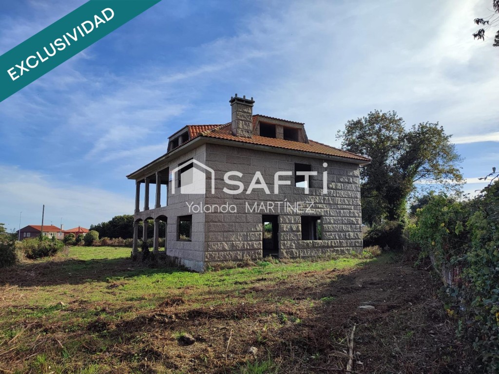 primera planta y bajo cubierta + 1 312m² de parcela.