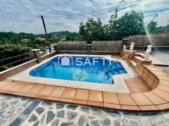 Imagen 3 de Espectacular Casa en Can fornica.