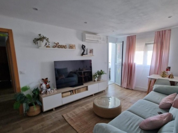 Imagen 1 de PISO RECIEN REFORMADO EN MAGNIFICA ZONA EN SAN FERNANDO.