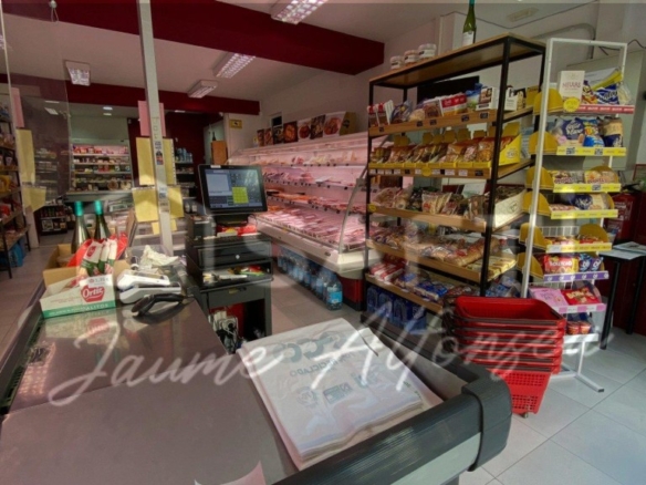 Imagen 2 de Supermercado cárnico en traspaso: éxito garantizado desde el primer día