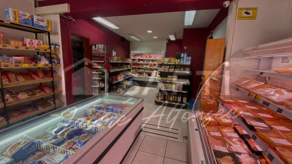 Imagen 4 de Supermercado cárnico en traspaso: éxito garantizado desde el primer día