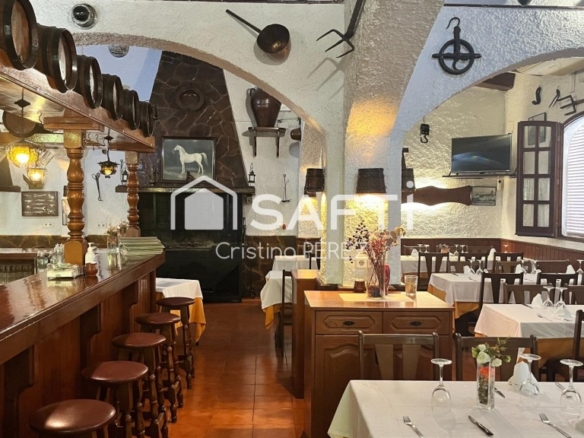 Imagen 3 de Pineda: Restaurante 50 Años + Parcela Edificable