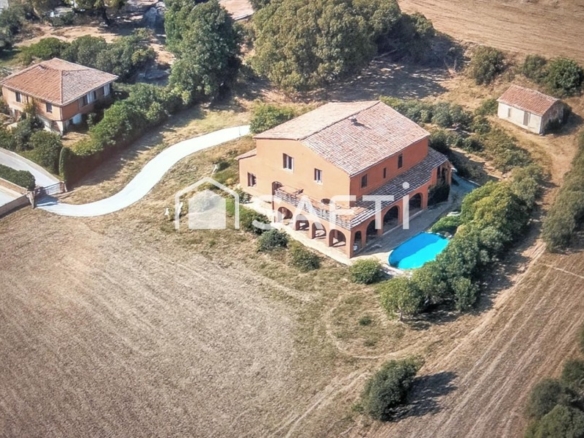 Imagen 3 de GRAN CASA ESTILO MASÍA-VILLA CATALANA CON DOS VIVIENDAS INDEPENDIENTES EN LLIÇÁ D'AVALL