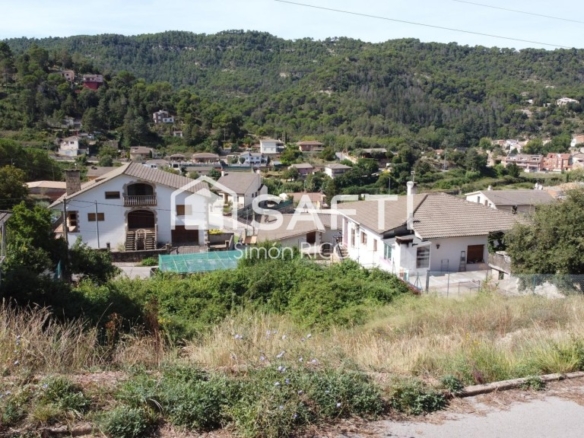 Imagen 2 de Espléndido terreno con rebaje realizado.