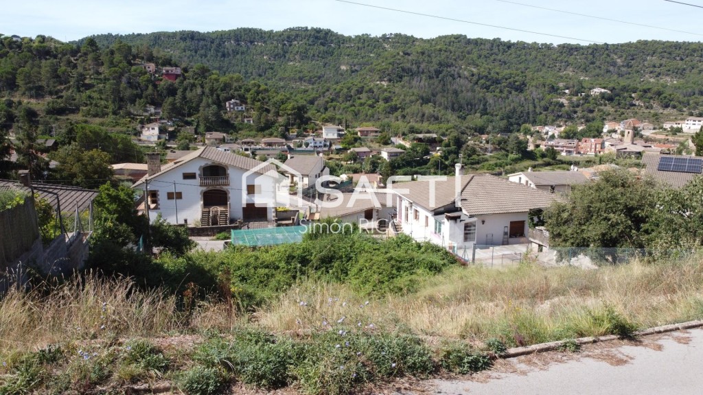 Imagen 2 de Espléndido terreno con rebaje realizado.