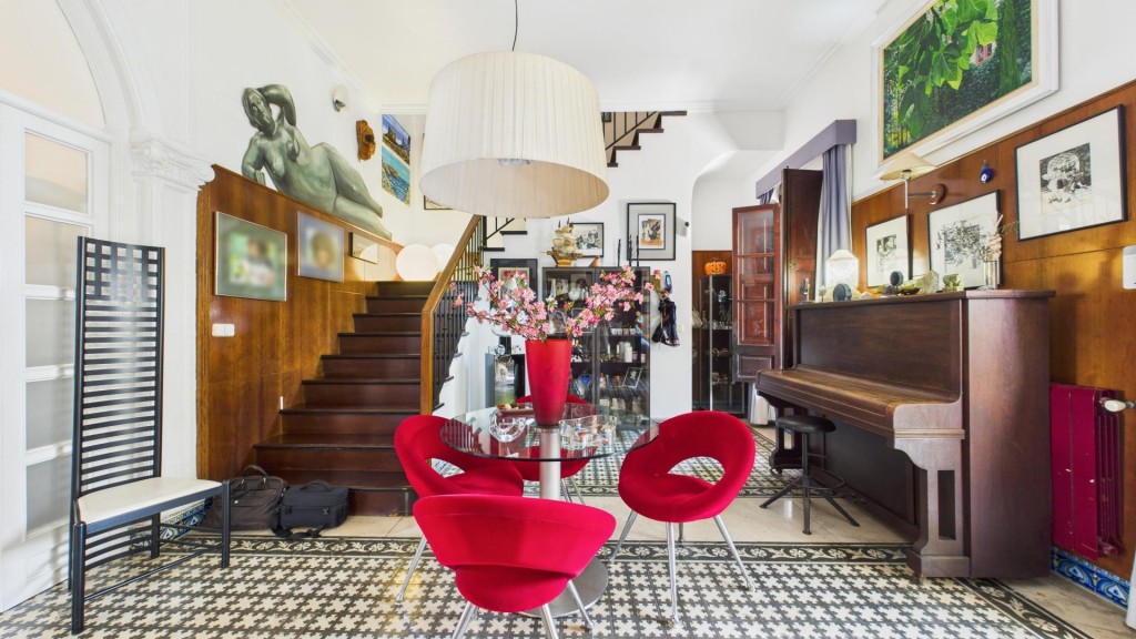 Imagen 1 de Magnífica casa auténtica a 50m del mar - Cala Estancia.