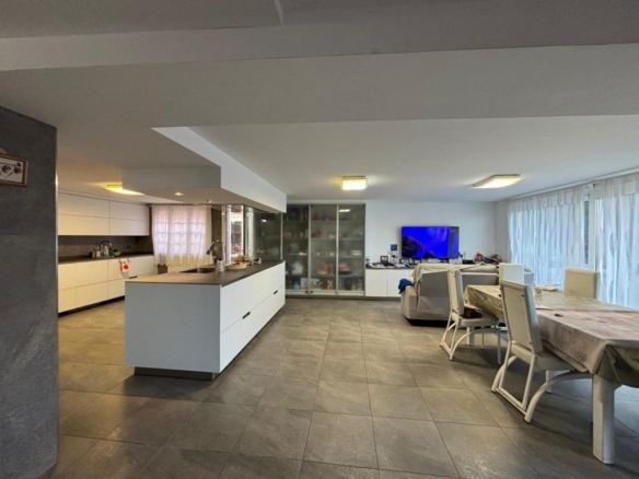 Imagen 1 de SE VENDE IMPRESIONANTE CHALET CON VISTAS AL MAR EN PANXON - NIGRAN