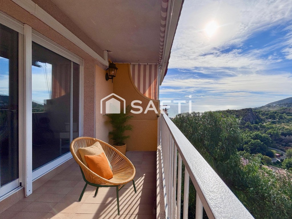 Imagen 3 de Elegante vivienda unifamiliar con vistas al mar en Les Botigues de Sitges