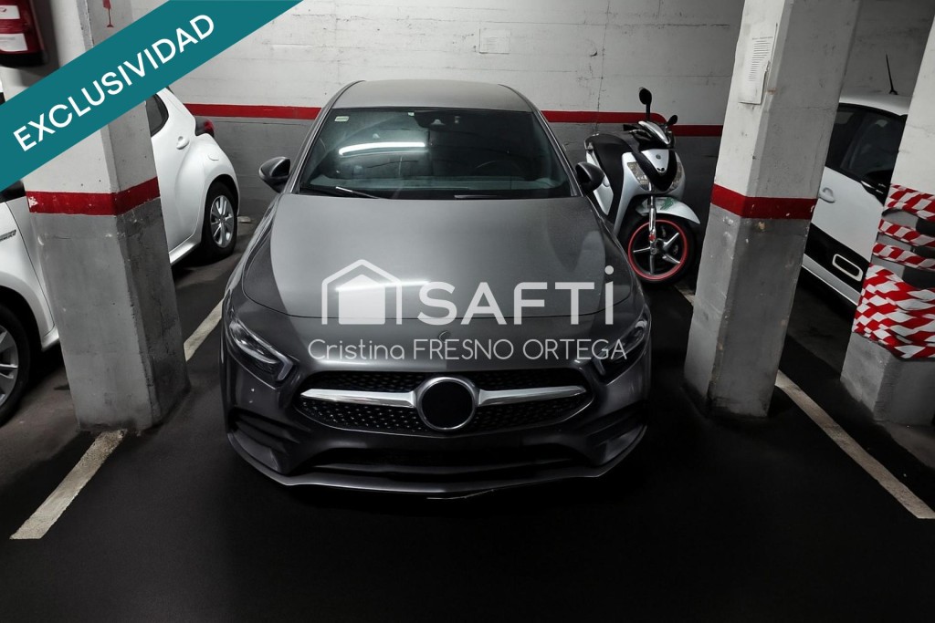 Imagen 1 de Plaza de parking amplia en Esplugues de Llobregat