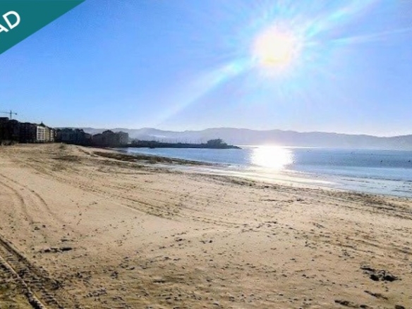 Imagen 4 de Local comercial en Sanxenxo- Playa de Silgar.