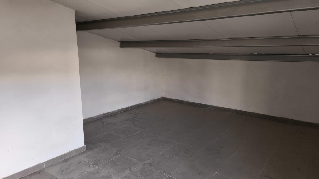 Imagen 4 de NAVE PRACTICAMENTE NUEVA EN SITUACION INMEJORABLE.