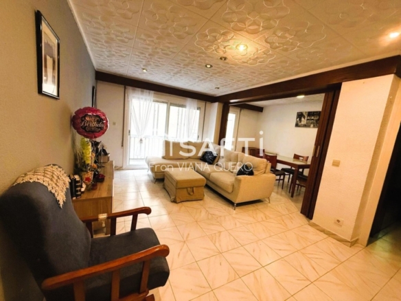 Imagen 2 de Tu nuevo hogar con luz y comodidad en Canet de Mar