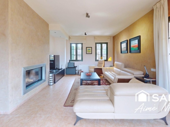 Imagen 1 de DELUXE - CHALET ATEMPORAL - SOLICITA ACCESO TOUR VIRTUAL