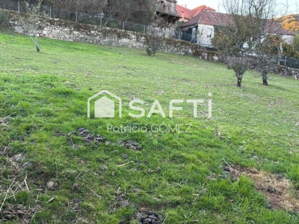 Imagen 1 de PARCELA EDIFICABLE EN A LAMA