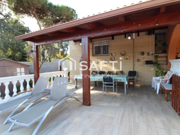 Imagen 4 de Encantadora casa con piscina en La Goba cerca del pueblo de Vidreres.