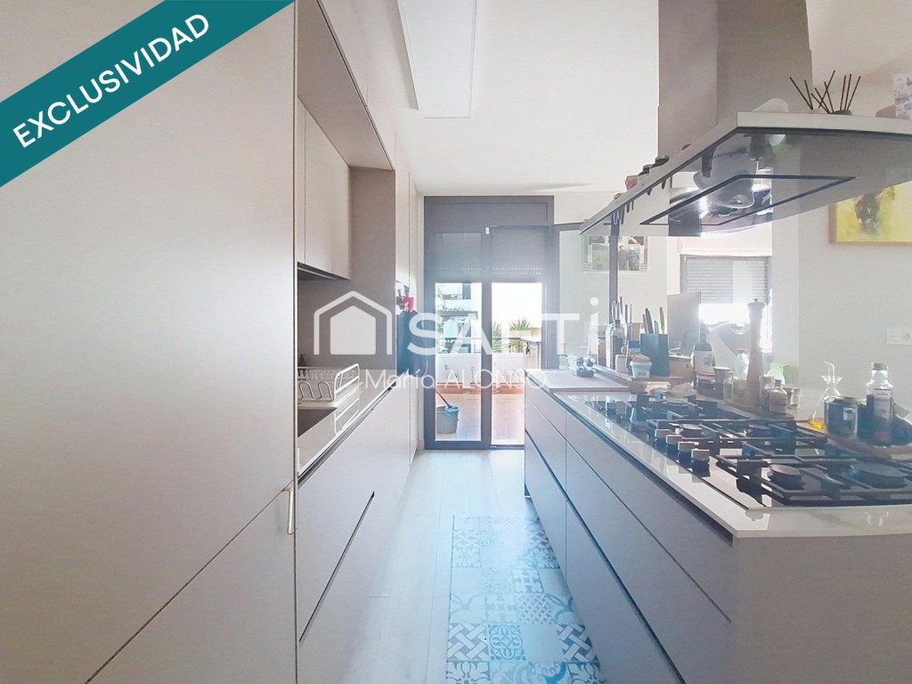 diseño y confort frente al mar Mediterràneo.