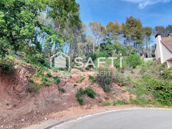 Imagen 2 de TERRENO EDIFICABLE EN COLLSEROLA