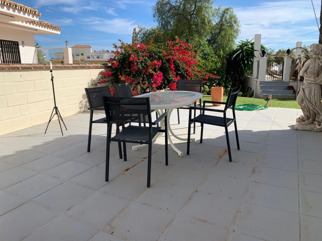 Imagen 4 de Encantadora villa junto al mar