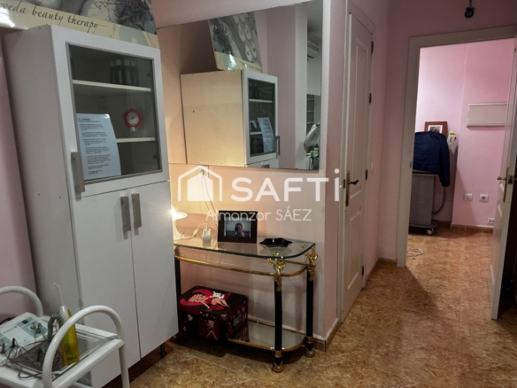 Imagen 4 de Local comercial a pie de calle en zona privilegiada