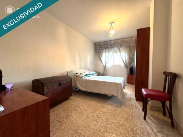 Imagen 4 de Piso VPO con garaje en pleno centro de Pinoso – listo para entrar a vivir