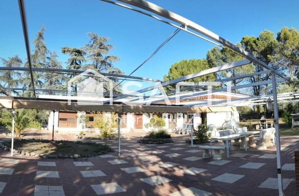 Imagen 1 de ¡Ideal como vivienda o alojamiento turístico! Casa inscrita como Vivienda Turística de Alojamiento Rural con 3.600 m² de parcela. SIN COMISIÓN DE COMPRA.