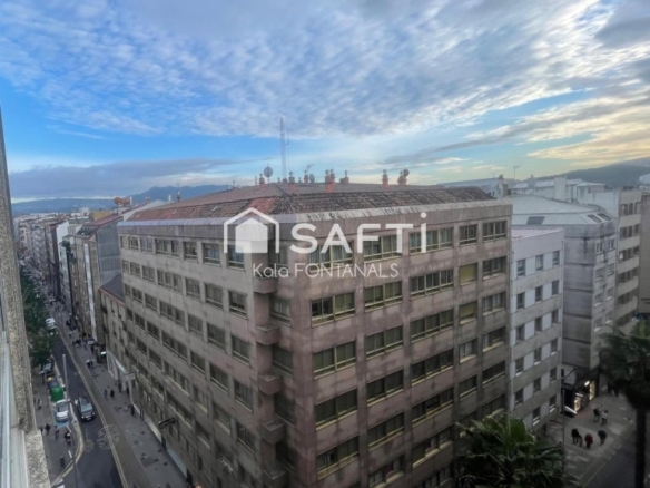 Imagen 2 de ESPECTACULAR PISO EN PONTEVEDRA