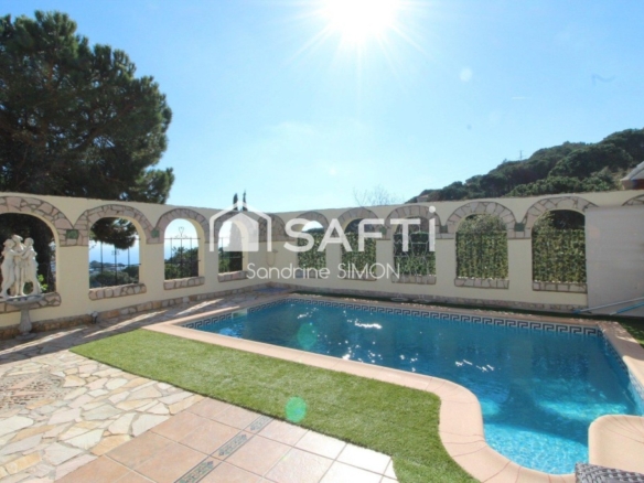 Imagen 4 de ACOGEDORA Y ESTUPENDA VILLA CON LICENCIA TURISTICA