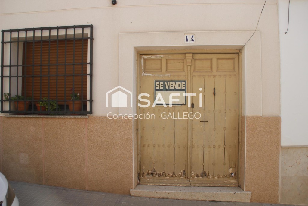 Imagen 1 de Casa solar para reconstruir