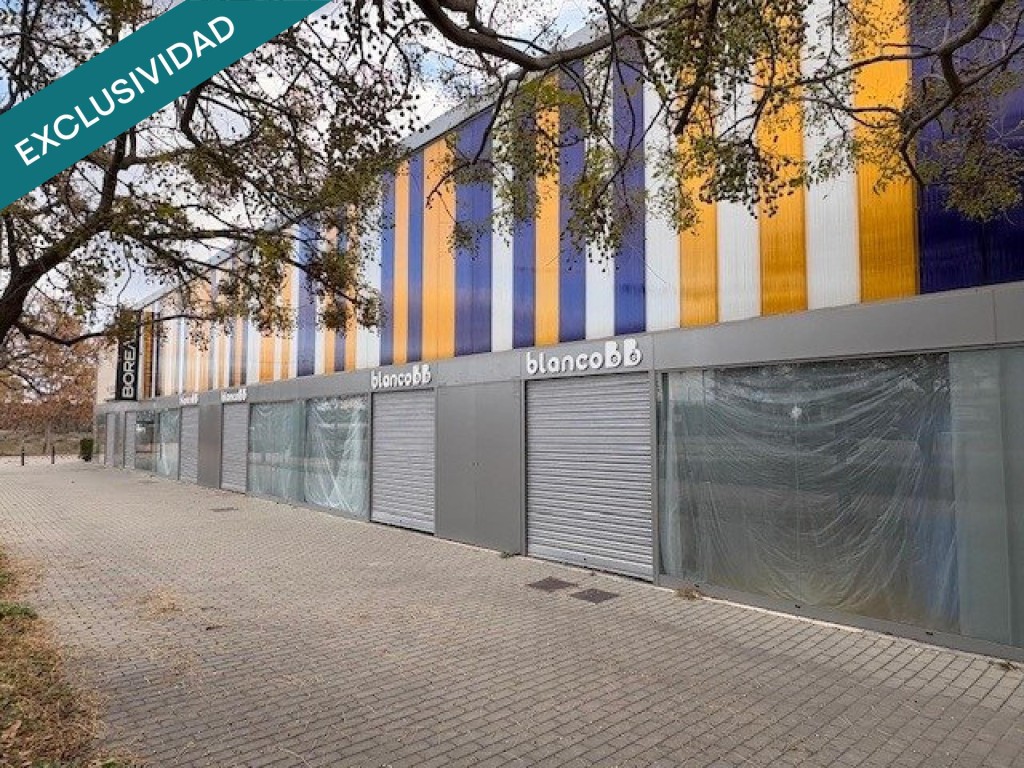 Imagen 2 de Se venden locales comerciales en una zona en crecimiento