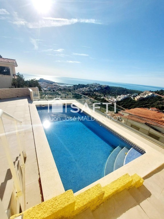 Imagen 2 de Villa con vistas al mar y al Castillo de Peñíscola