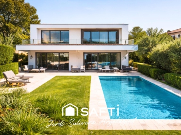 Imagen 1 de TERRENO EN VENTA EN PORQUERES