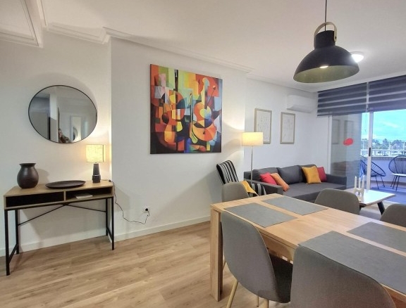 Imagen 4 de Apartamento reformado con vistas al mar