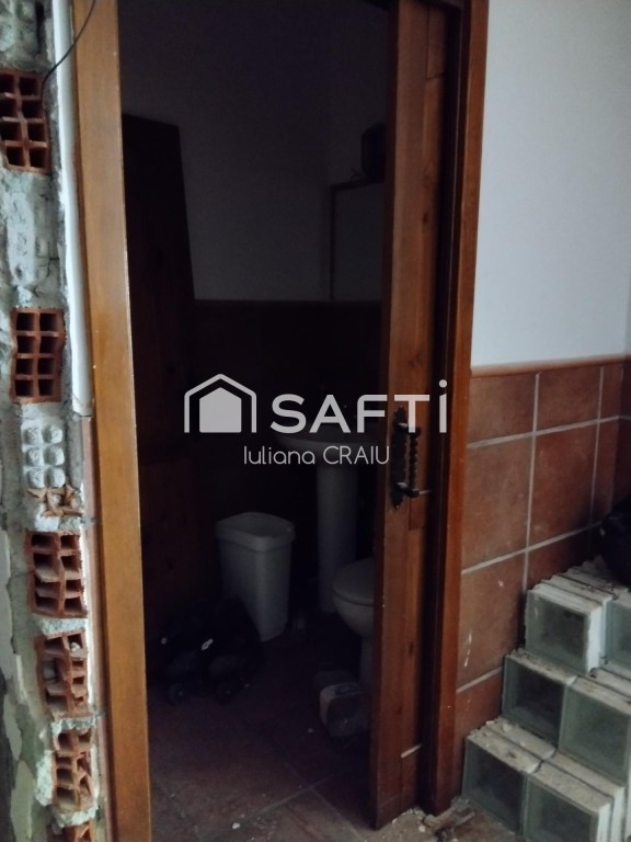 Imagen 4 de Tu próximo negocio con sabor a éxito. Local con gran potencial en una de las zona más dinámica de Almuñécar."