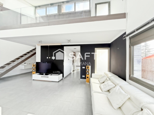 Imagen 3 de Casa unifamiliar reformada con jardín y garaje en Mas d’en Gall (Esparreguera)