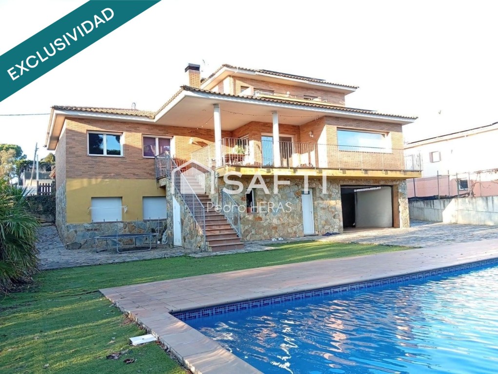 Imagen 2 de Chalet exclusivo con piscina