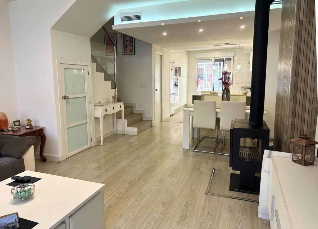 Imagen 2 de Vivienda unifamiliar en pleno centro de Los Alcázares